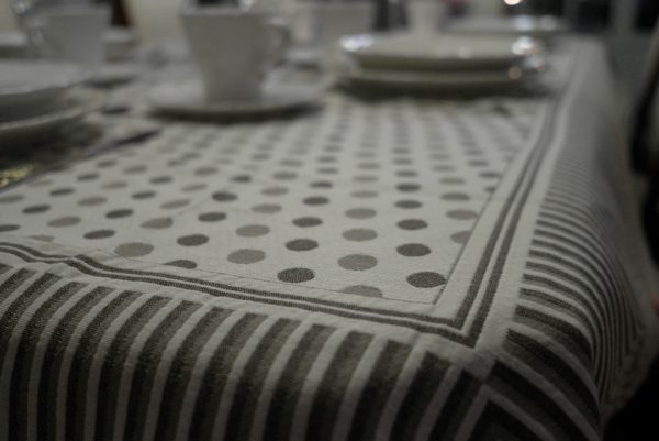 Obrus w grochy Pois4